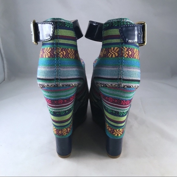 Bakers Kiersten Tribal Wedges - Picture 8 of 8